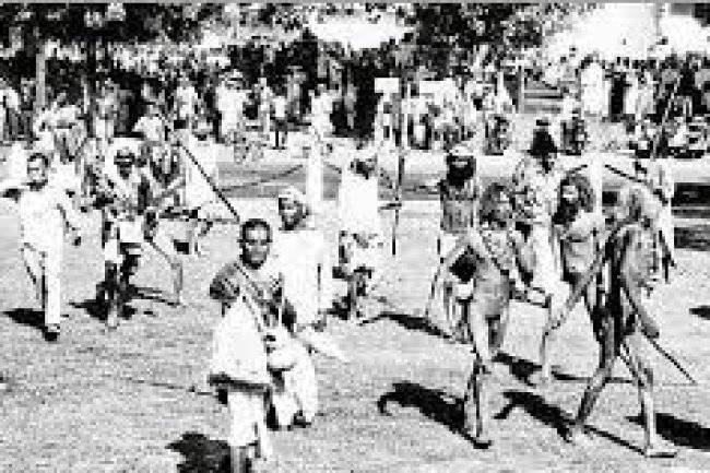 Naga Sadhu genocide in front of Indian Parliament
